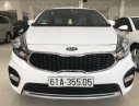 Kia Rondo GAT 2017 - Bán Kia Rondo GAT 2017, màu trắng