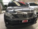 Toyota Fortuner V 2013 - Bán Fortuner V 2013, mua xe về mần mấy ac ơi. Giảm giá hot