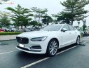 Volvo S90 T5 Inscription 2016 - Bán Volvo S90 Inscription đã qua sử dụng chính hãng, màu trắng ngọc trai, nội thất da bò, sản xuất năm 2016