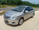 Toyota Vios E 2011 - Bán Toyota Vios E năm 2011, màu bạc