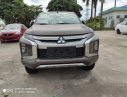 Mitsubishi Triton 2019 - Xe Mitsubishi Triton năm sản xuất 2019, dán kính trải sàn