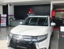 Mitsubishi Outlander 2.0 STD 2019 - Bán xe Mitsubishi Outlander 2.0 STD sản xuất 2019, màu trắng, xe nhập