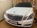 Mercedes-Benz E class E300 2011 - Bán Mercedes E300 đời 2011, màu trắng