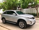 Kia Sorento GAT 2017 - Bán Kia Sorento 2.4 GAT đời 2017, màu bạc, giá chỉ 728 triệu