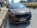 Kia Sedona GAT 2015 - Bán xe Kia Sedona GAT năm sản xuất 2015, màu nâu