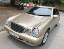 Mercedes-Benz E class E240 2003 - Cần bán xe Mercedes E240 đời 2003 giá cạnh tranh