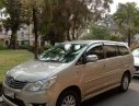 Toyota Innova 2012 - Bán xe Toyota Innova năm sản xuất 2012, màu vàng cát