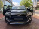 Toyota Land Cruiser VXS   2019 - Bán Toyota Land Cruiser VXS 4 chỗ đời 2020, màu đen, nhập khẩu nguyên chiếc