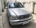 Mercedes-Benz ML Class 500 2003 - Bán Mercedes ML500 tự động 2003, ĐK 2006, màu bạc, xe chính chủ