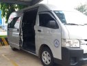 Toyota Hiace   2015 - Bán Toyota Hiace đời 2015, màu bạc, giá cạnh tranh