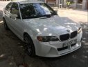 BMW 3 Series  318i 2004 - Cần bán gấp BMW 3 Series 318i năm sản xuất 2004, màu trắng, giấy tờ chính chủ