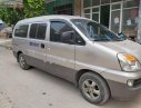 Hyundai Starex Van 2.5 MT 2004 - Bán Hyundai Starex Van 2.5 MT đời 2004, màu vàng, xe nhập 