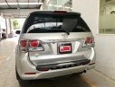 Toyota Fortuner G 2015 - Fortuner G 2015, cá nhân đi giữ kỹ, máy dầu số sàn, màu bạc. Giá ưu đãi rước đèn trung thu giảm ngay 30tr