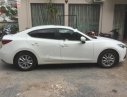 Mazda 3 2016 - Cần bán gấp Mazda 3 đời 2016, màu trắng số tự động, 620 triệu