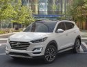 Hyundai Tucson  Facelif  2019 - Bán xe Hyundai Tucson Facelif 2019, màu trắng xe giao ngay