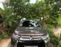 Mitsubishi Outlander 2016 - Bán Mitsubishi Outlander năm sản xuất 2016, màu nâu, xe nhập  