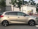 Kia Rondo DAT 2017 - Bán Kia Rondo 2017 tự động, máy dầu, màu vàng, chính chủ