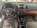 Kia Forte 1.6MT 2013 - Bán Kia Forte 1.6MT đời 2013, màu đen, giá 365tr