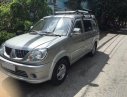 Mitsubishi Jolie MT 2006 - Gia đình em cần bán xe Mitsubishi Jolie đời 2006, số sàn, màu bạc