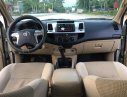 Toyota Hilux E 2014 - Bán Toyota Hilux E năm 2014, màu bạc, xe nhập số sàn 