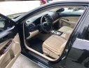 Toyota Camry 2013 - Bán Toyota Camry năm sản xuất 2013, màu đen xe gia đình