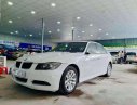 BMW 3 Series  320i 2008 - Chính chủ bán BMW 3 Series 320i đời 2008, màu trắng, nhập khẩu