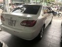 Toyota Corolla 2005 - Bán Toyota Corolla sản xuất 2005, màu trắng, xe đẹp hoàn hảo