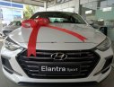 Hyundai Elantra 2019 - Bán Hyundai Elantra sản xuất 2019, màu trắng