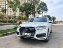 Audi Q7   2.0 2017 - Bán xe Audi Q7 2.0 model 2018 màu trắng nội thất đen giá tốt. Trả trước 900 triệu nhận xe ngay