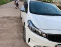 Kia Cerato 2016 - Cần bán Kia Cerato đời 2016, màu trắng, số sàn