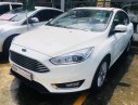 Ford Focus 2018 - Cần bán Ford Focus sản xuất 2018, màu trắng, xe gia đình giá tốt 679 triệu đồng