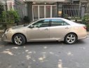 Toyota Camry Q 2016 - Bán Toyota Camry Q sản xuất năm 2016, màu vàng chính chủ, 935 triệu