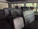 Toyota Hiace 2.0 2001 - Cần bán Toyota Hiace 2.0 đời 2001, màu trắng, giá tốt