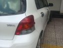 Toyota Yaris 2010 - Bán Toyota Yaris 2010, màu trắng, nhập khẩu