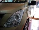 Hyundai Grand Starex MT 2011 - Bán Hyundai Starex MT 2.5 9 chỗ ĐK 2012, màu vàng, nhập khẩu
