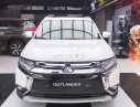 Mitsubishi Outlander 2019 - Bán Mitsubishi Outlander năm 2019, màu trắng, ưu đãi hấp dẫn