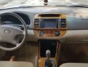 Toyota Camry   2004 - Bán ô tô Toyota Camry đời 2004, màu bạc 