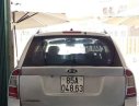 Kia Carens MT 2010 - Bán Kia Carens MT 2010, màu bạc xe gia đình