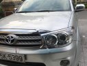 Toyota Fortuner 2010 - Bán Toyota Fortuner năm sản xuất 2010, màu bạc, chính chủ