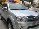 Toyota Fortuner 2010 - Bán Toyota Fortuner năm sản xuất 2010, màu bạc, chính chủ