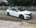 Honda Civic 2017 - Bán Honda Civic đời 2017, màu trắng xe gia đình, 780tr, xe còn nguyên bản