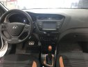 Hyundai i20 2017 - Bán Hyundai i20 đời 2017, màu trắng, nhập khẩu nguyên chiếc chính hãng