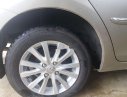 Toyota Vios 2011 - Bán Toyota Vios sản xuất 2011, màu vàng xe nguyên bản