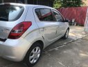 Hyundai i20 2011 - Bán ô tô Hyundai i20 sản xuất năm 2011, màu bạc xe nguyên bản