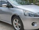 Mitsubishi Grandis   2010 - Bán Mitsubishi Grandis sản xuất năm 2010, màu bạc, xe nhập