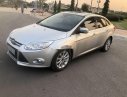 Ford Focus 2015 - Bán Ford Focus đời 2015, màu bạc giá tốt xe nguyên bản