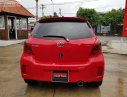 Toyota Yaris 2013 - Bán Toyota Yaris năm sản xuất 2013, màu đỏ, nhập khẩu nguyên chiếc