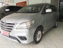 Toyota Innova 2014 - Cần bán Toyota Innova 2.0E sản xuất 2014, màu bạc, xe gia đình 