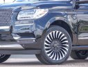 Lincoln Navigator 2019 - Cần bán Lincoln Navigator Black Label L đời 2020, màu đen, nhập khẩu nguyên chiếc, Hotline 0914.868.198