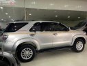 Toyota Fortuner 2.7V 4x2 AT 2012 - Cần bán gấp Toyota Fortuner 2.7V 4x2 đời 2012, màu bạc, số tự động